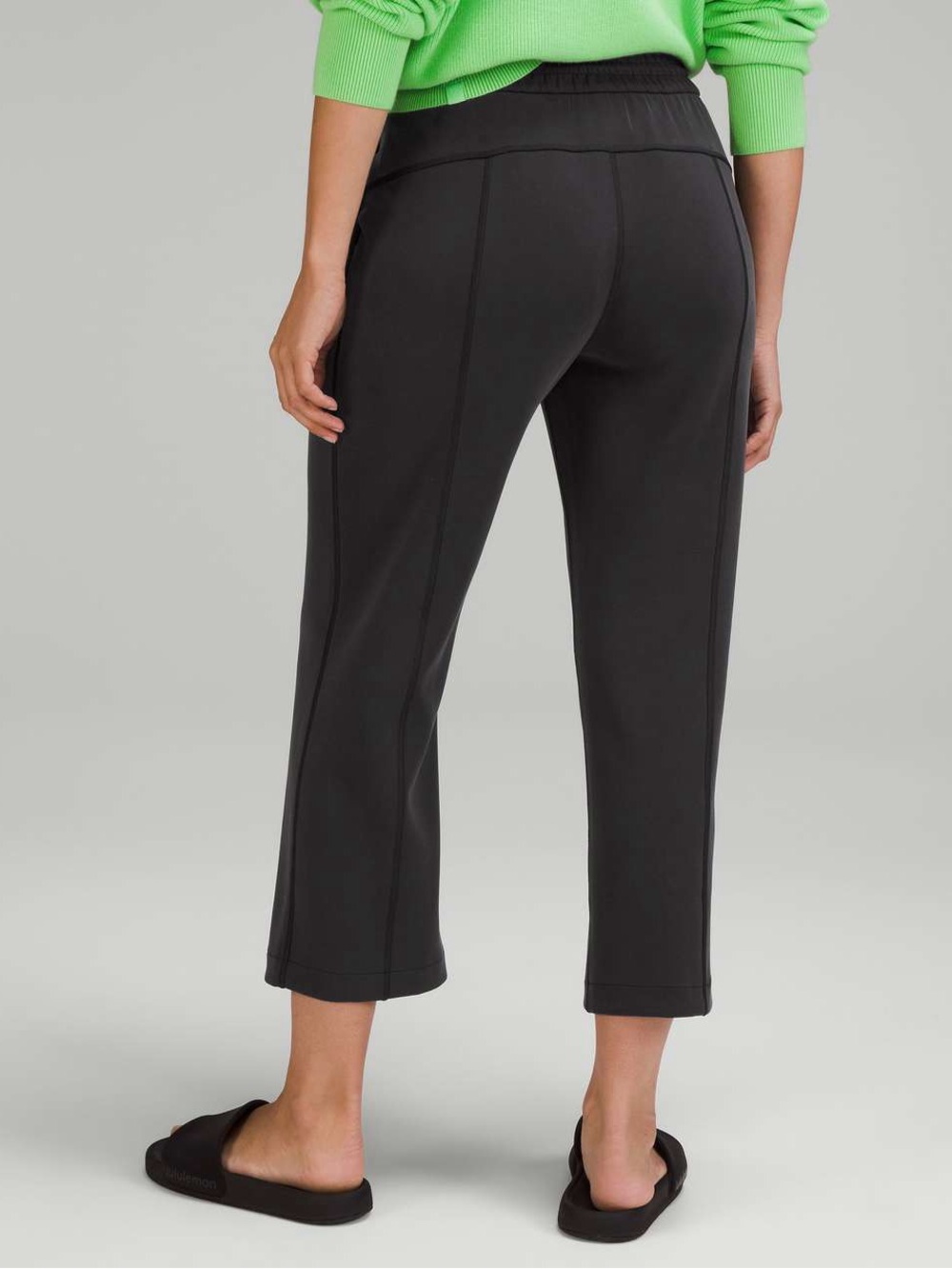 lululemon Softstreme High Rise Straight Leg Crop Pants Black Size 6 Like New